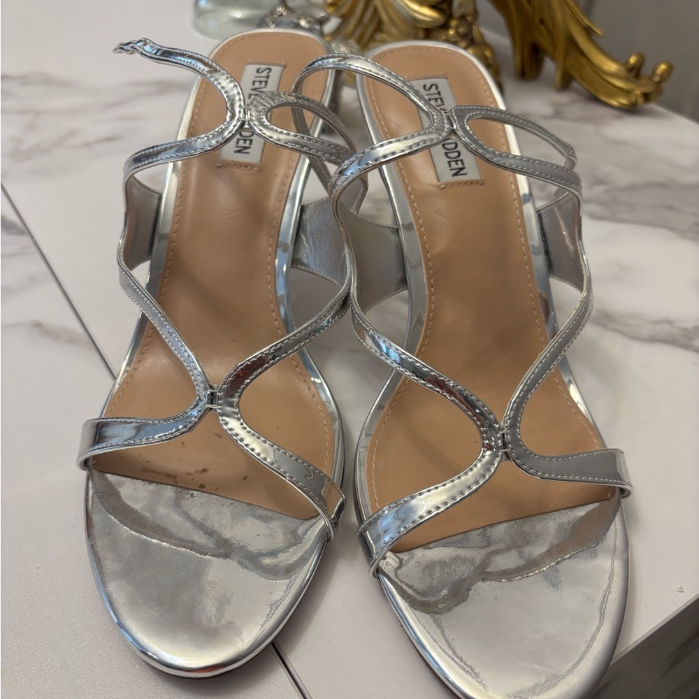Steve Madden Metallic Silver Heels